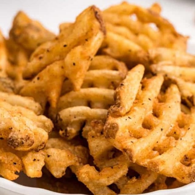 WAFFLE FRIES.