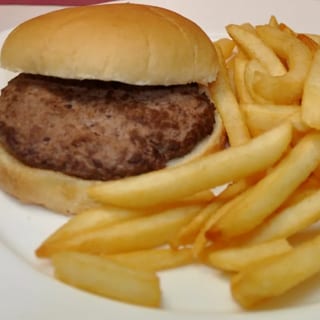 HAMBURGER & FRIES